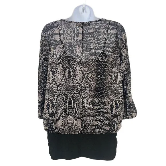 Jennifer Lopez Womens Small Snake Print Blouse With Keyhole Neckline Small - Picture 5 of 13